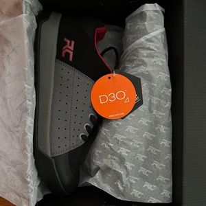 Brand new Ride Concepts Livewire sneakers